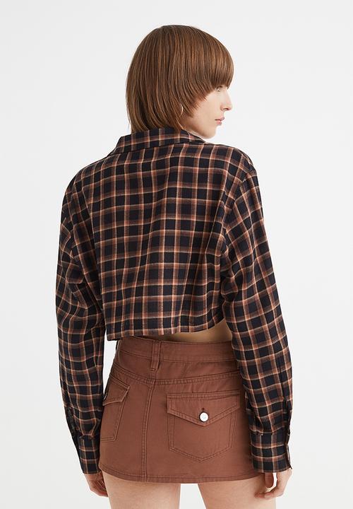 H&M - Cropped cotton shirt - black/checked 