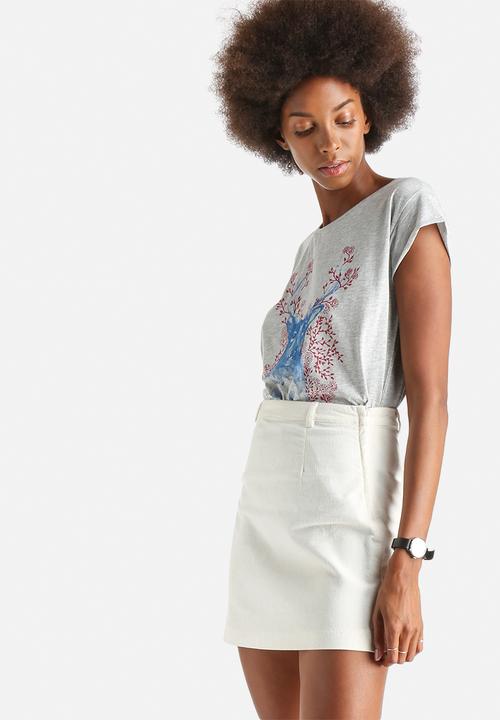 Vero Moda - Nature Printed Tee