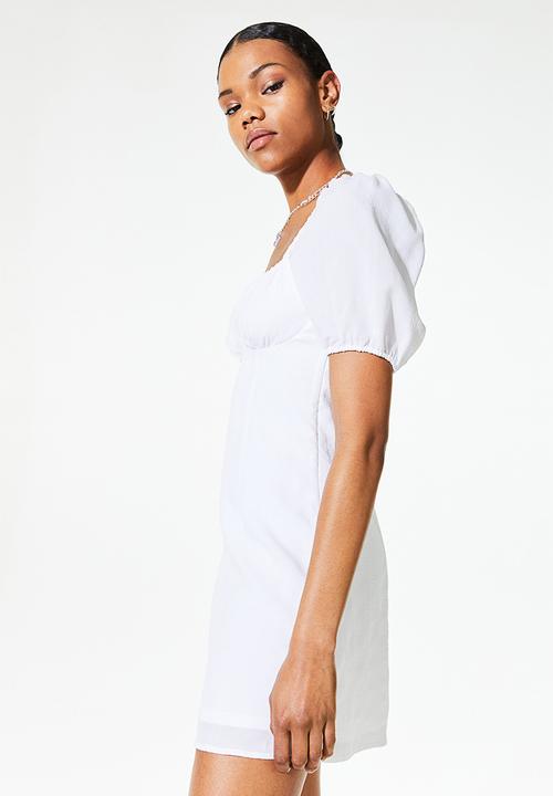 H&M - Puff-sleeved crêpe dress - white