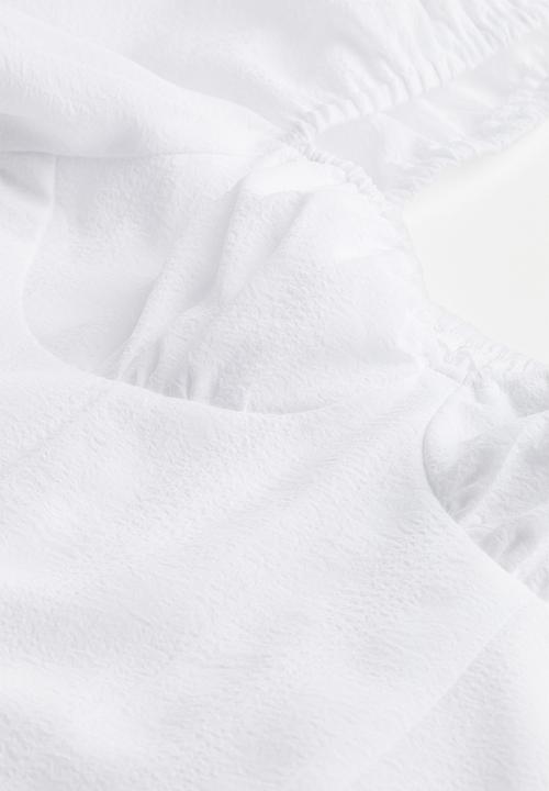 H&M - Puff-sleeved crêpe dress - white