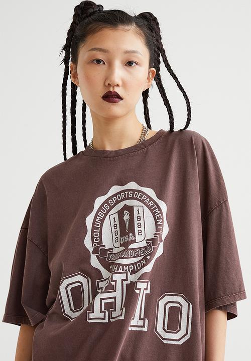 H&M - Oversized printed T-shirt - dark brown/ohio