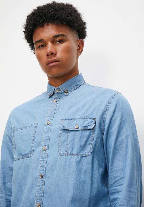 STYLE REPUBLIC - Oversized long sleeve washed flap pocket denim overshirt - light blue