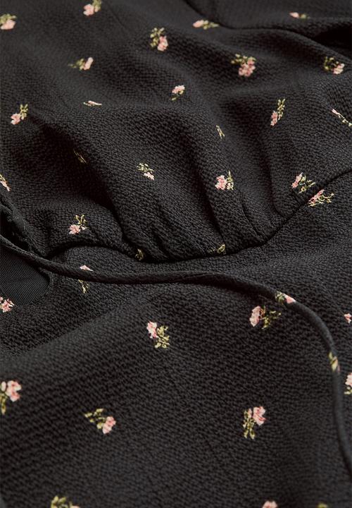 H&M - Patterned tie-detail dress - black/small flowers