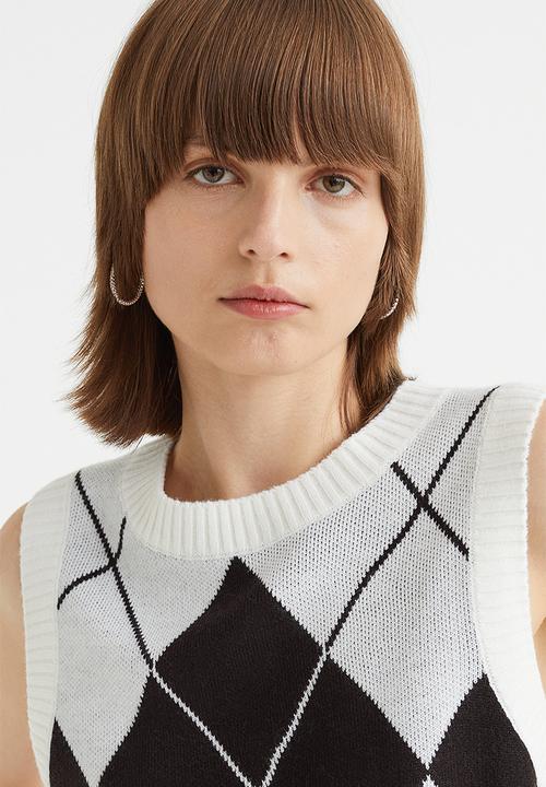 H&M - Jacquard-knit sweater vest - white/argyle pattern
