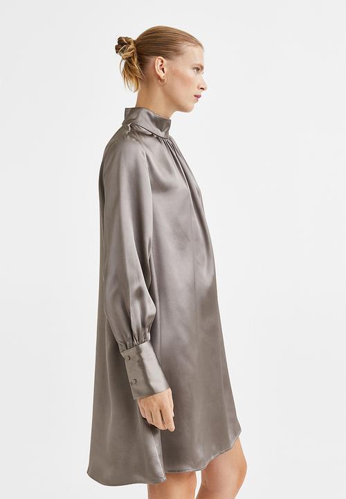 H&M - Satin dress - grey