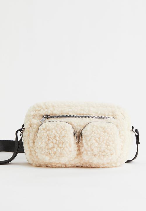 H&M - Small shoulder bag - cream/black