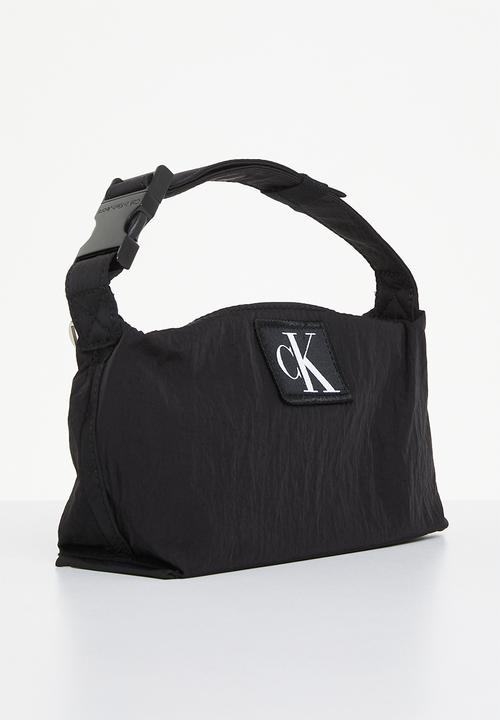 Calvin Klein - City nylon make up b - black