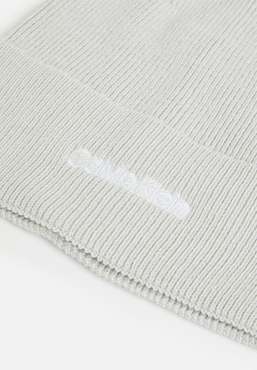 Calvin Klein - Essential knit beanie - cement