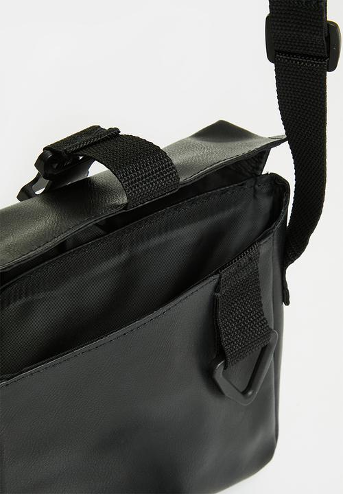 adidas Performance - Pu ess bag - black & white