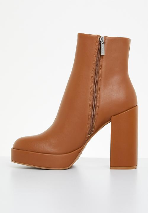 Steve Madden - Zenia boot - cognac