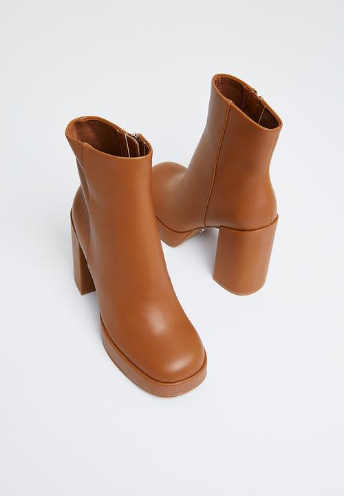 Steve Madden - Zenia boot - cognac