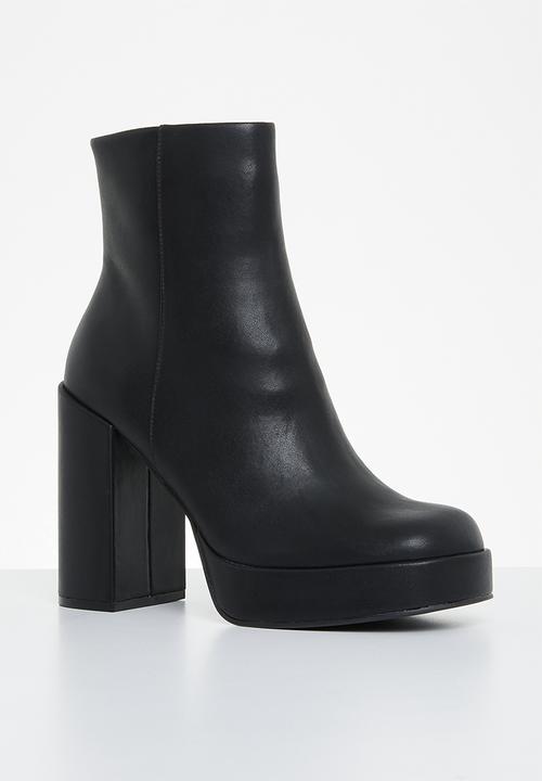 Steve Madden - Zenia boot - black