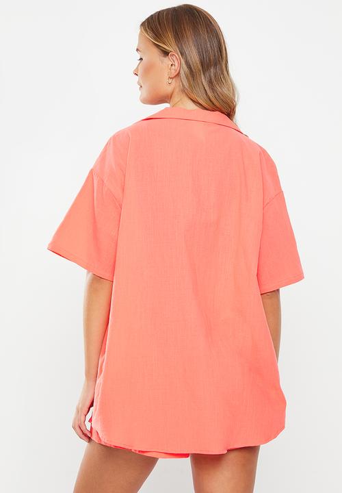 Cotton On - Short sleeve swing beach shirt - sugar coral