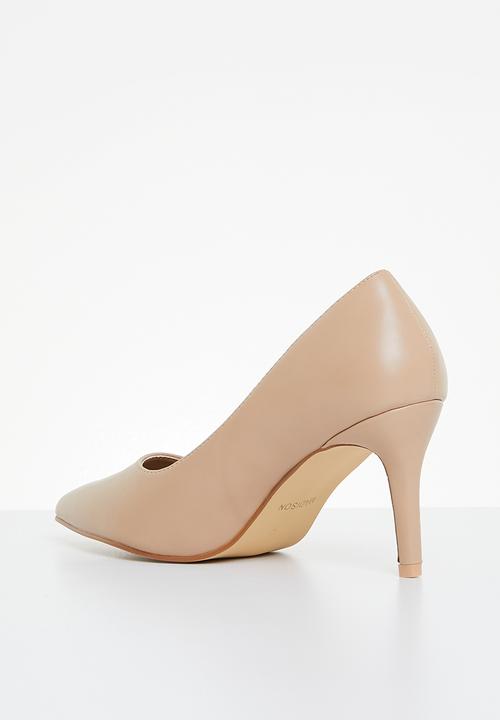 Madison® - Penny court heel - neutral