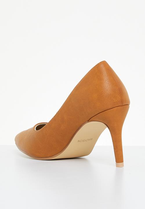 Madison® - Penny court heel - tan