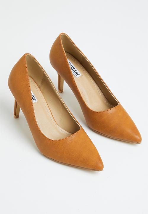 Madison® - Penny court heel - tan