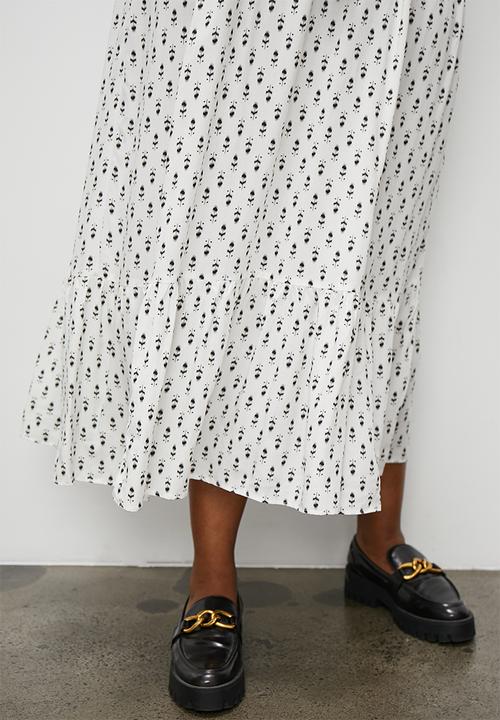 Superbalist - Tiered boho maxi dress - minimal floral