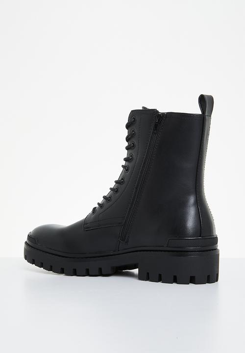 Call It Spring - Bellmont boot - black