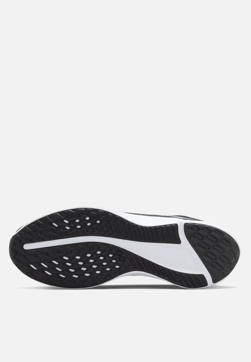 Nike - Quest 5