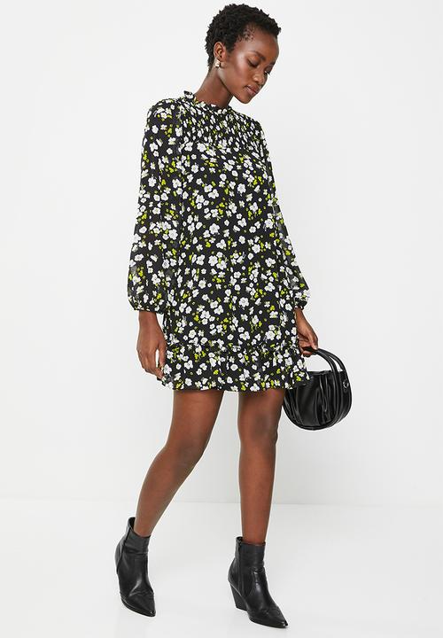 Trendyol - Floral detail dress - black