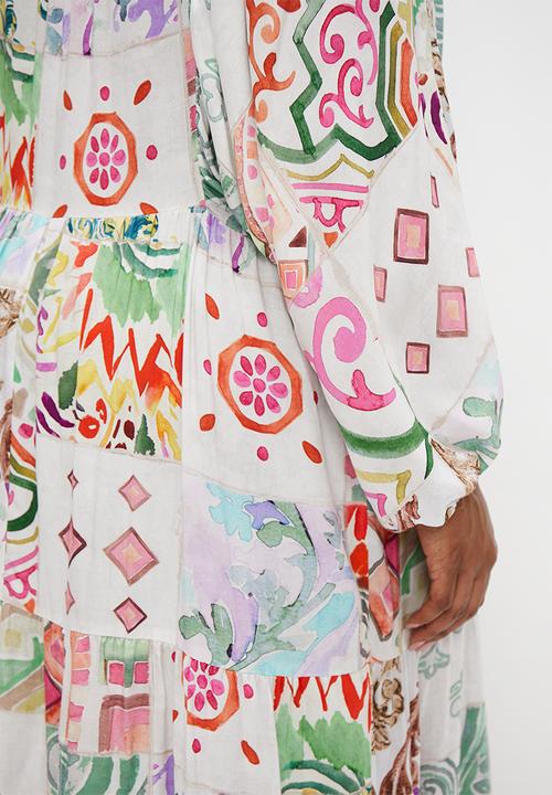 edit Plus - Tiered dress with front ties - patchwork border print