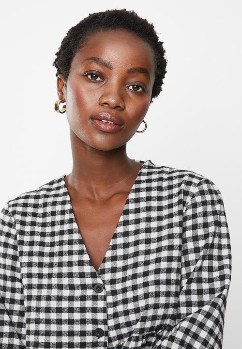 Trendyol - Gingham flare dress - black & grey