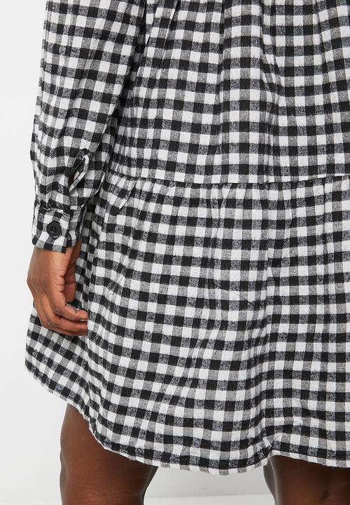 Trendyol - Gingham flare dress - black & grey