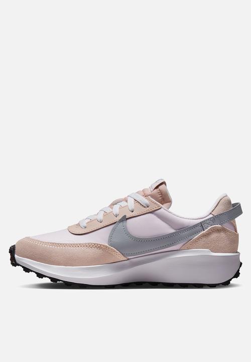 Nike - Nike Waffle Debut 