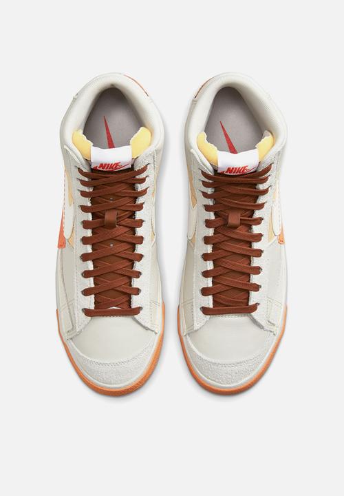 Nike - Blazer '77 remastered