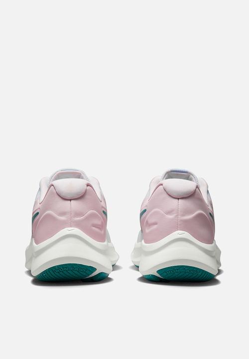 Nike - Nike Star Runner 3 