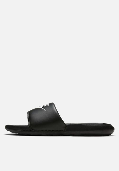 Nike - Victori one - black & white