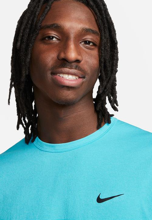 Nike - Nike Hyverse Dri-FIT UV Short-Sleeve Versatile Top