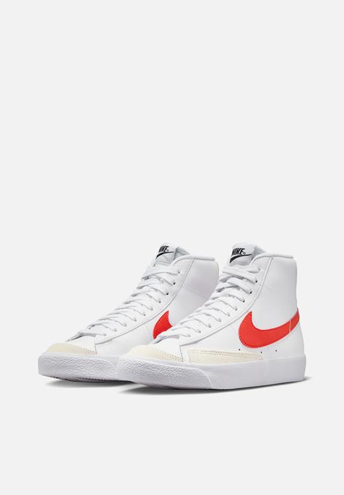 Nike - Nike blazer mid '77 - white/picante red-coconut milk