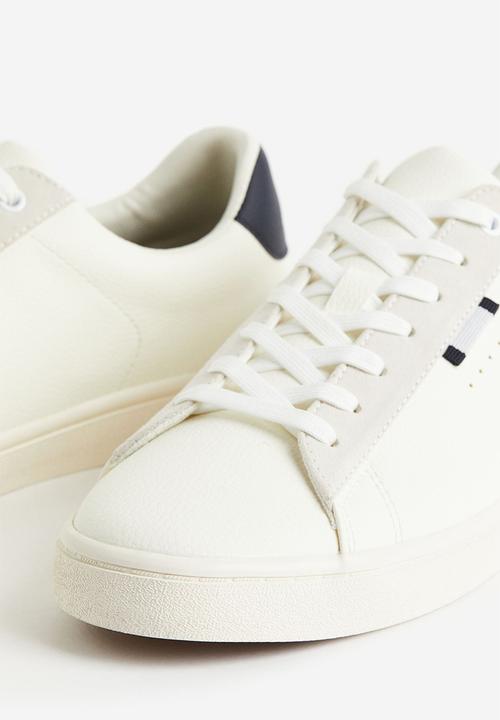 H&M - Imitation leather trainers - white & dark blue
