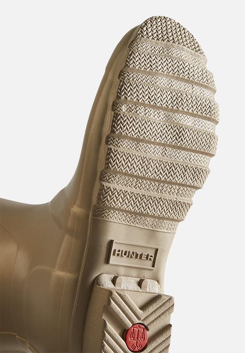 Hunter - Original short nebula - pale gold