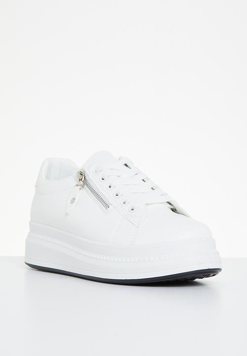 Superbalist - Kendall lace up sneaker - white