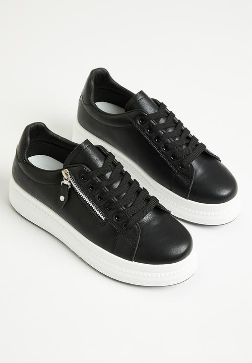 Superbalist - Kendall lace up sneaker - black