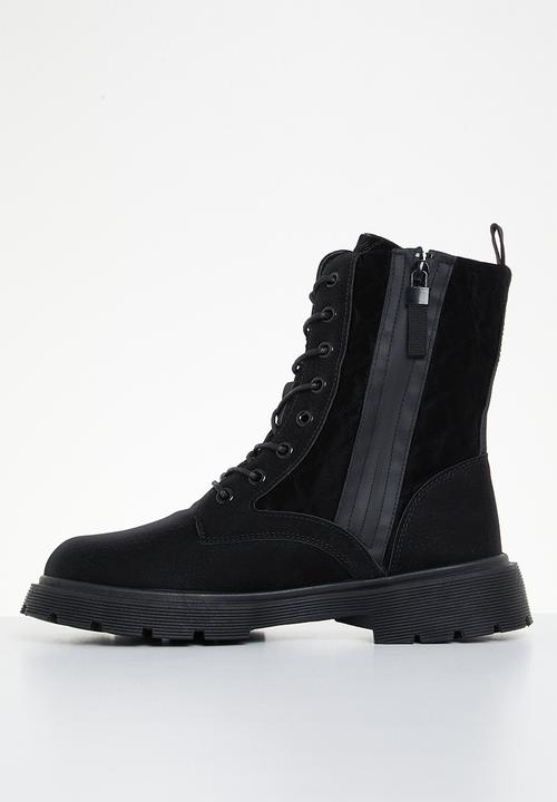 Superbalist - Fernanda lace up boot - black