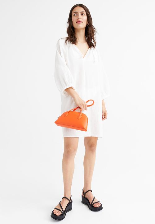 H&M - Balloon-sleeved dress - white