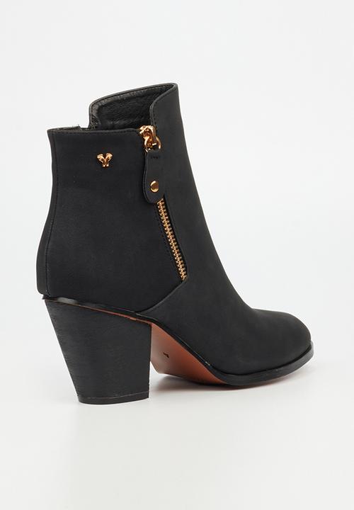 Butterfly Feet - Sandi 2 ankle boot - black
