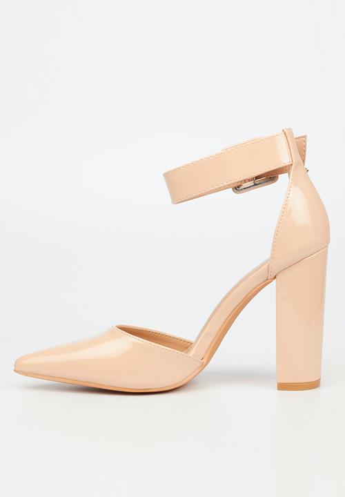 Miss Black - Criss 4 court heel - nude
