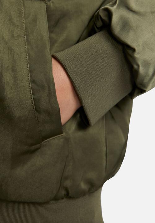 Nike - W nsw nike varsity bomber jacket - medium olive/safety orange/white