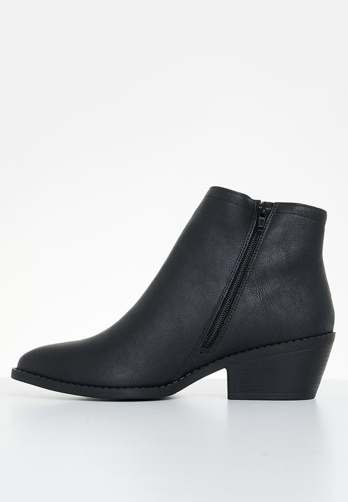 Butterfly Feet - Coraline 3 ankle boot - black