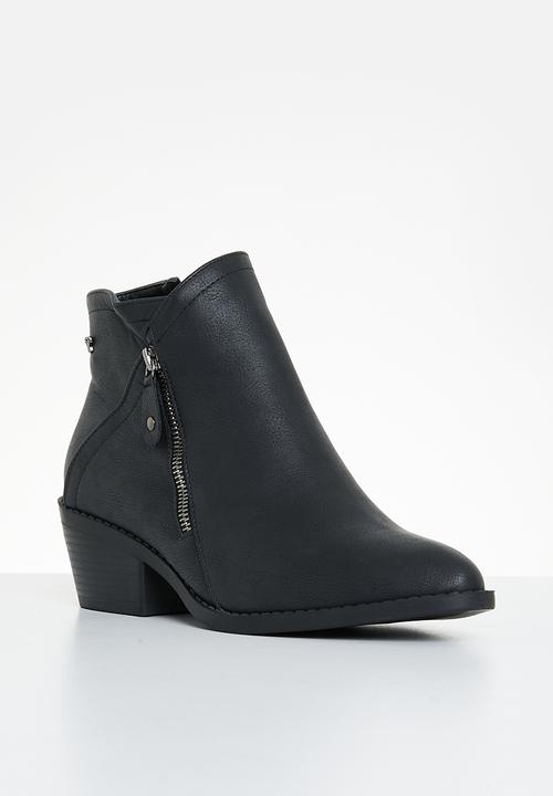 Butterfly Feet - Coraline 3 ankle boot - black