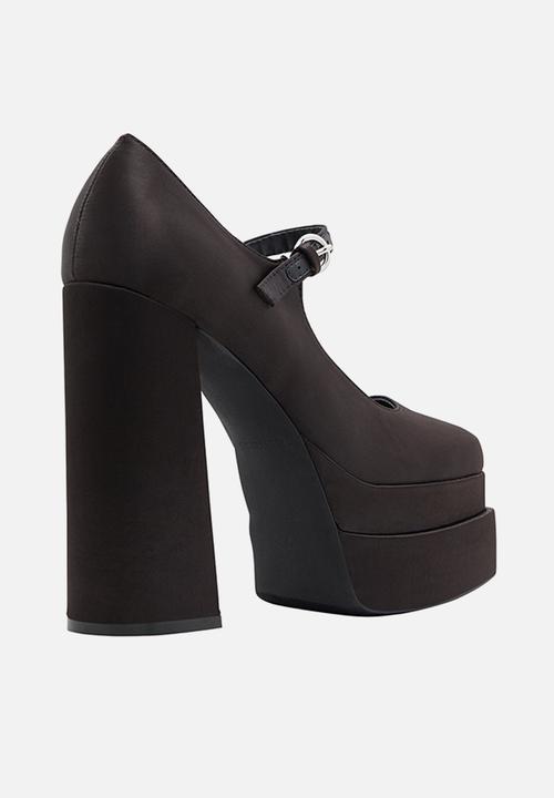 Call It Spring - Megane platform heel - black