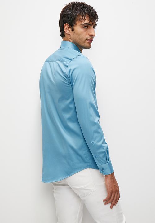 Superbalist - Slim fit cotton sateen stretch shirt - bluesteel