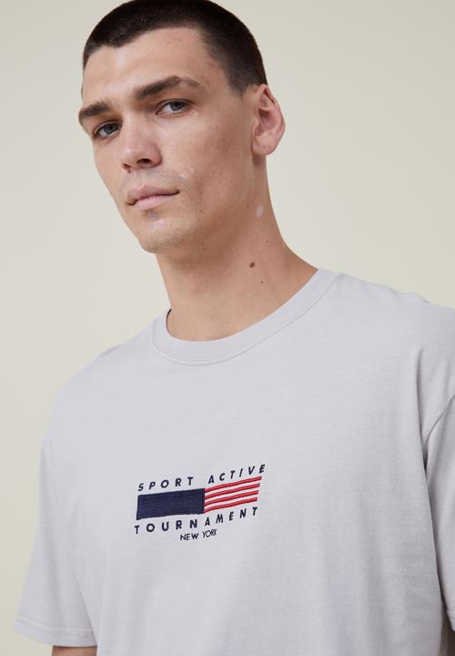Cotton On - Premium loose fit classic T-shirt - gunpowder grey/sport active