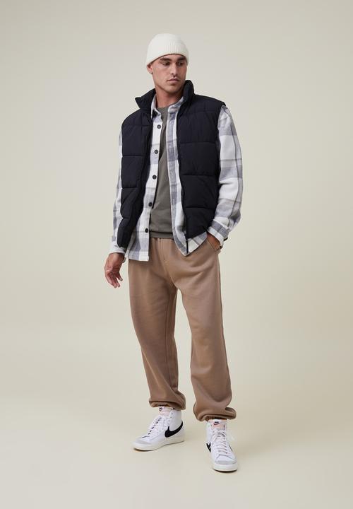 Cotton On - Recycled puffer vest - black