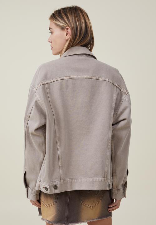 Cotton On - The oversized denim jacket - earthy sand