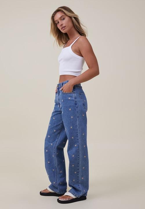 Cotton On - Loose straight jean - floral embroidery
